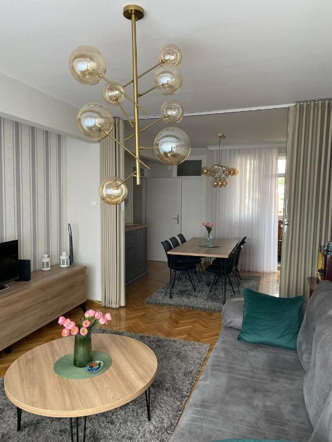 Apartman Filip Lux City Center Novi Pazar Bagian luar foto