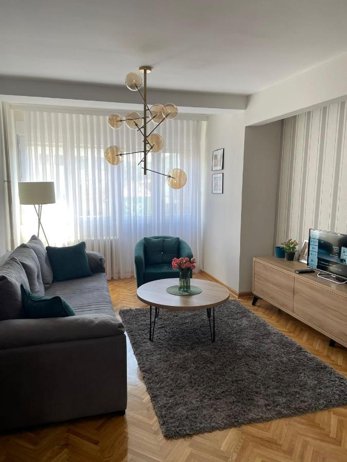 Apartman Filip Lux City Center Novi Pazar Bagian luar foto