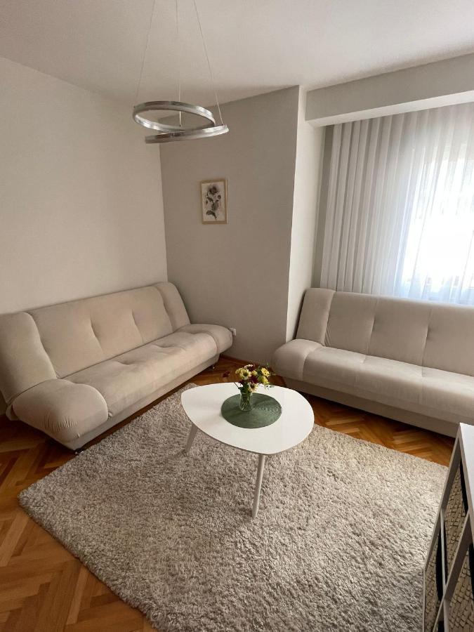 Apartman Filip Lux City Center Novi Pazar Bagian luar foto