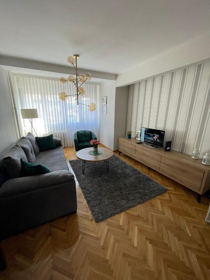 Apartman Filip Lux City Center Novi Pazar Bagian luar foto